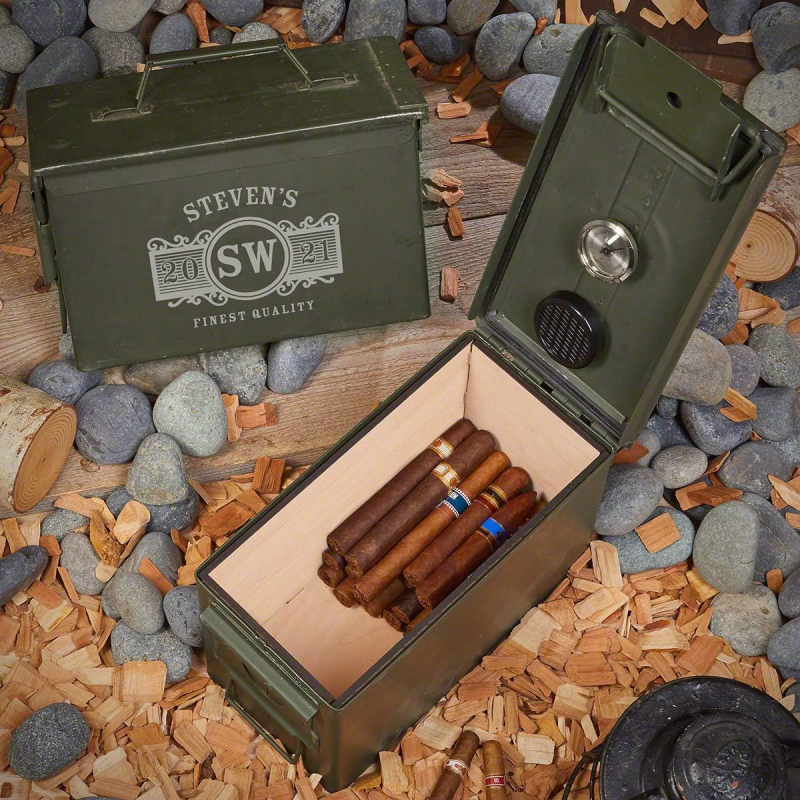 best man gift: Ammo-Can-Cigar-Set
