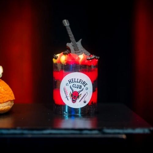 Best Halloween Horror Nights Food 2023--Hellfire Mini Cake 